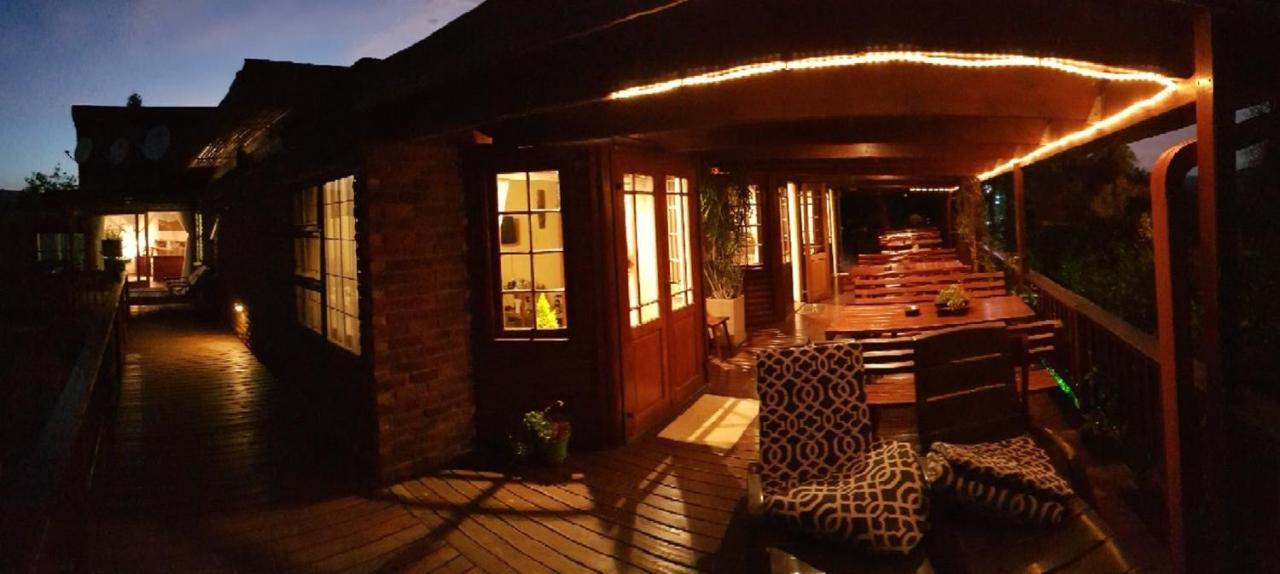 ווטרוואל בובן Acra-Retreat Mountain View Lodge מראה חיצוני תמונה