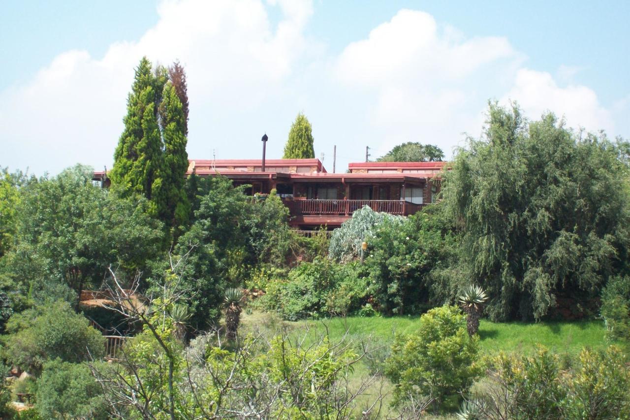 ווטרוואל בובן Acra-Retreat Mountain View Lodge מראה חיצוני תמונה